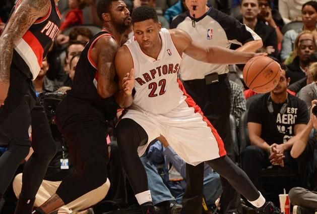 手感仍冷 手感仍冷